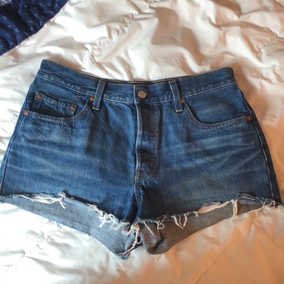 Levi's 501 Button Fly Denim Cutoff Shorts 29 - Picture 9 of 9